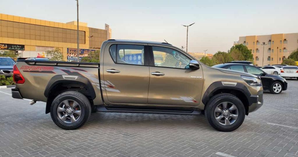 Toyota hilux adventure